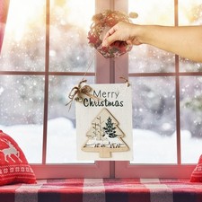 Cartello appeso a forma di